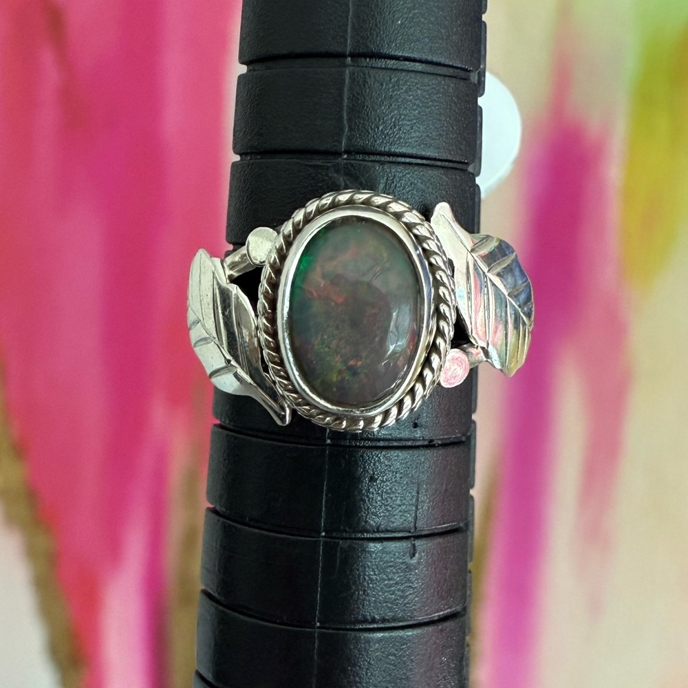 Opal 925 Sterling Silver Ring with Leaf Design Sz 5